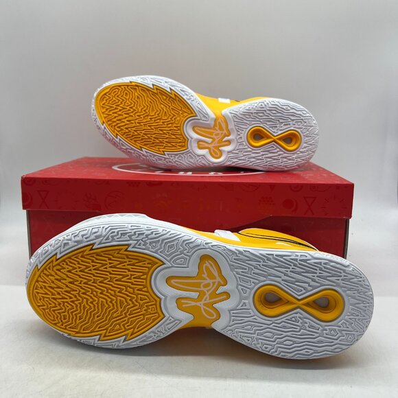 Nike Kyrie Infinity TB Promo Size 13 Gold White DX6653-701 Men Shoes Sneakers - Picture 2 of 8